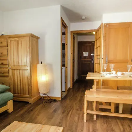 Comfortable Apartment Located At The Foot Of The Slopes *